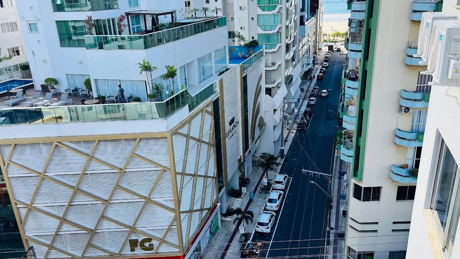 Curta! | 184 | 3 Quartos 80M Da Praia Balneário Camboriú البرازيل