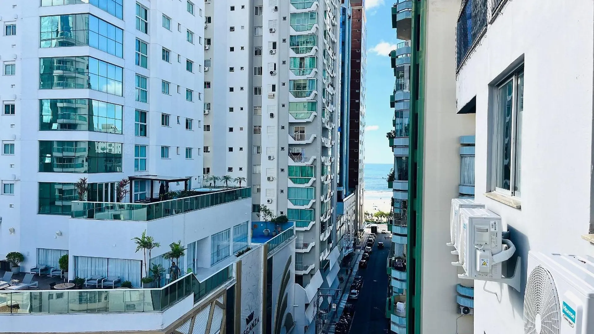 Curta! | 184 | 3 Quartos 80M Da Praia Balneário Camboriú